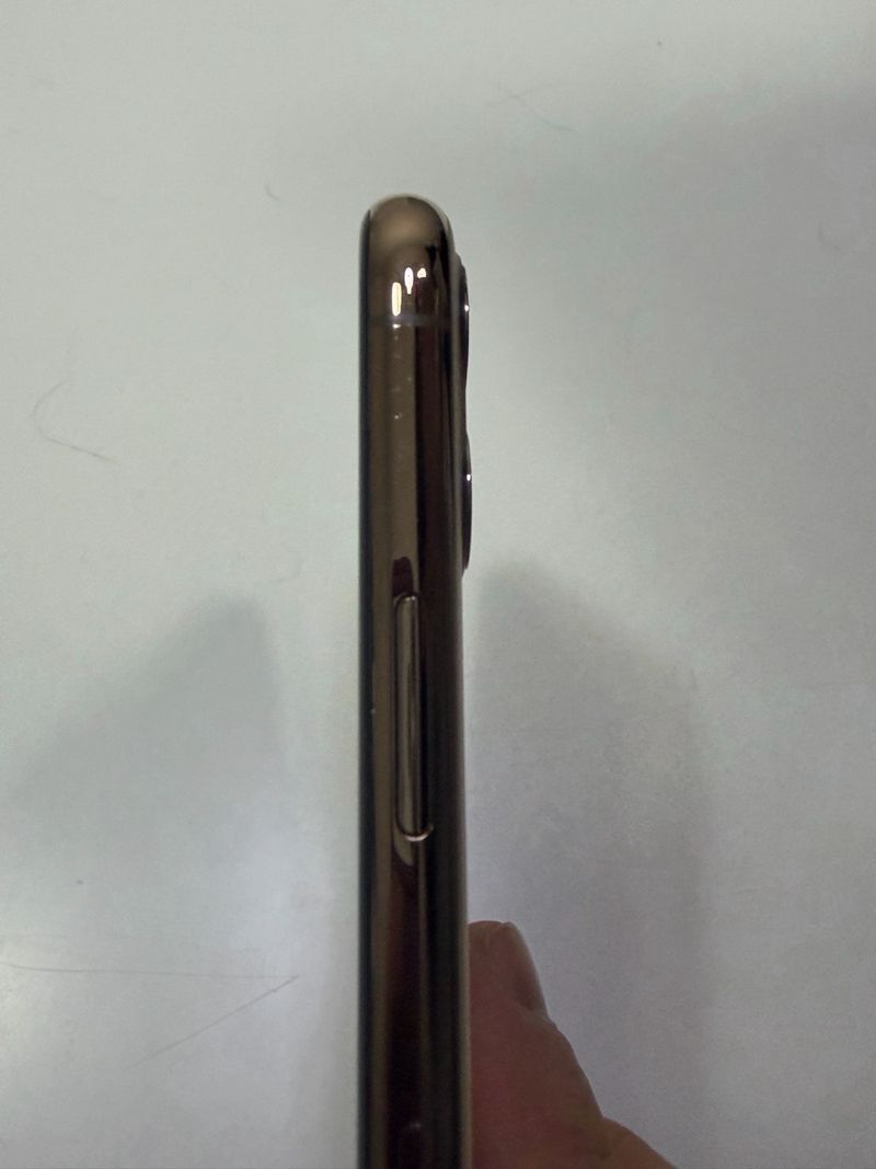 iPhone 11 Pro Max Dorado afbeelding 8