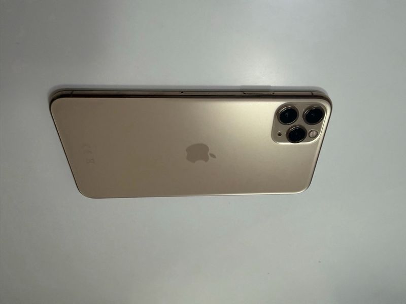 iPhone 11 Pro Max Dorado afbeelding 4