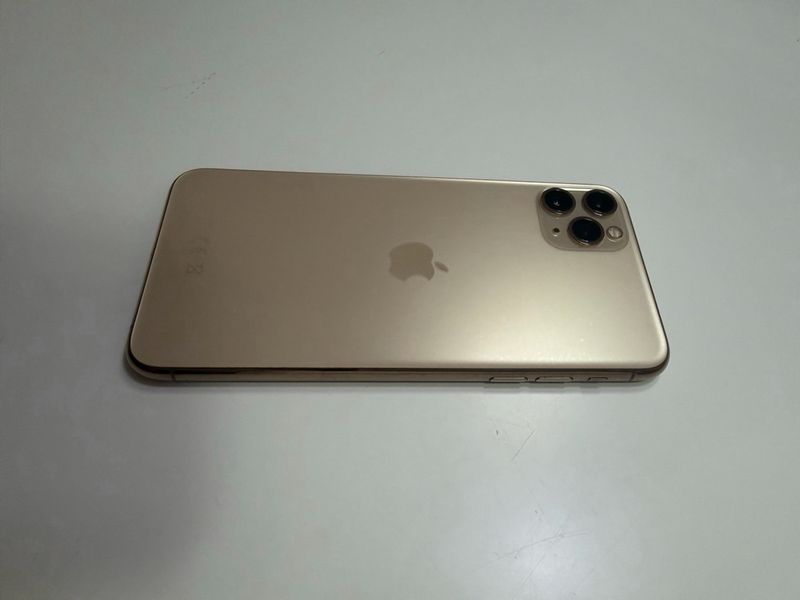 iPhone 11 Pro Max Dorado afbeelding 3