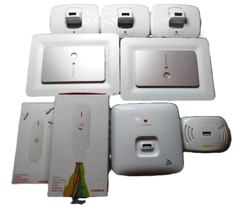 LOTE 7 BASES WIFY + 2 MODEM USB