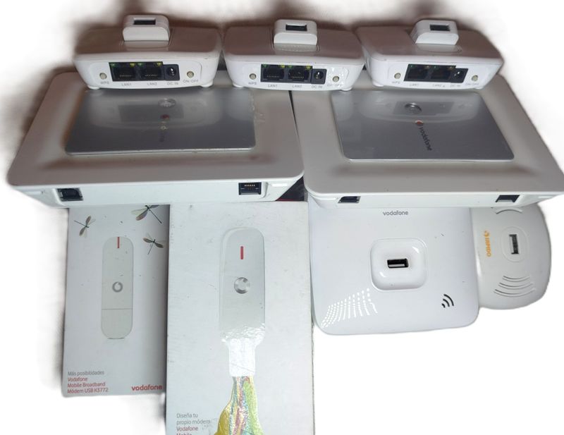 LOTE 7 BASES WIFY + 2 MODEM USB afbeelding 5