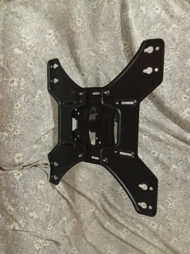 Soporte para colgar TV hasta 65"