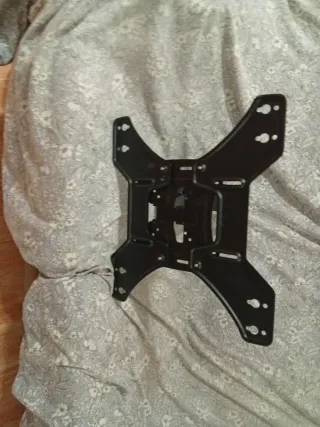 Soporte para colgar TV hasta 65"