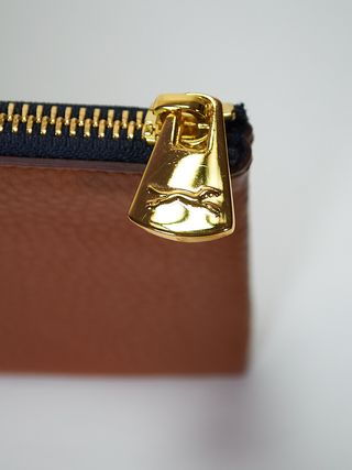 Monedero de cuero BIMBA y LOLA color marrón