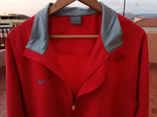 Chaqueta Nike hombre Roja