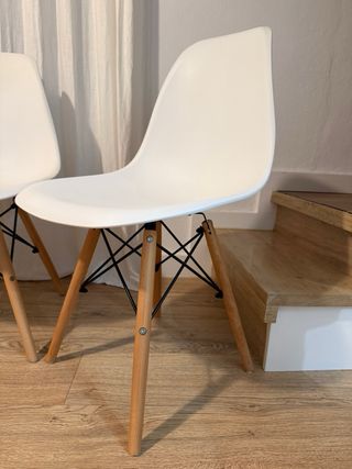 Sillas estilo Eames