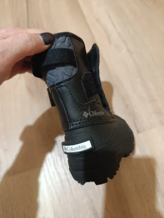 Botas de nieve Columbia para bebé Talla 22.