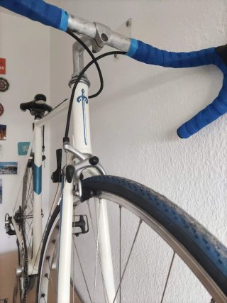 Bicicleta de carretera antigua
