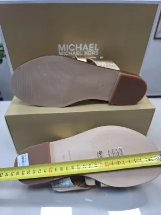 Sandalias Michael Kors Doradas
