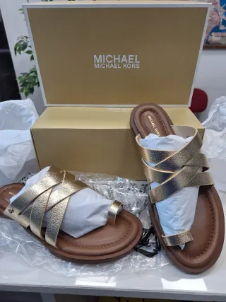 Sandalias Michael Kors Doradas