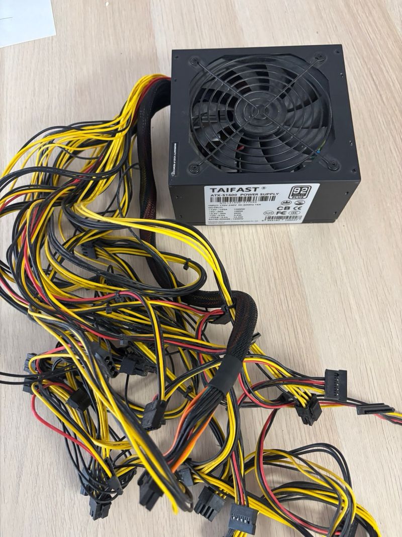 Fuente ATX 1600W taifast