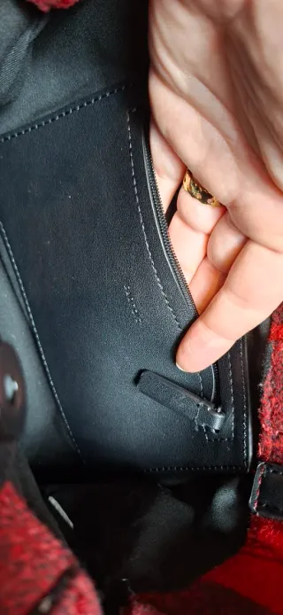 Bolso Parfois cuadros rojo y negro