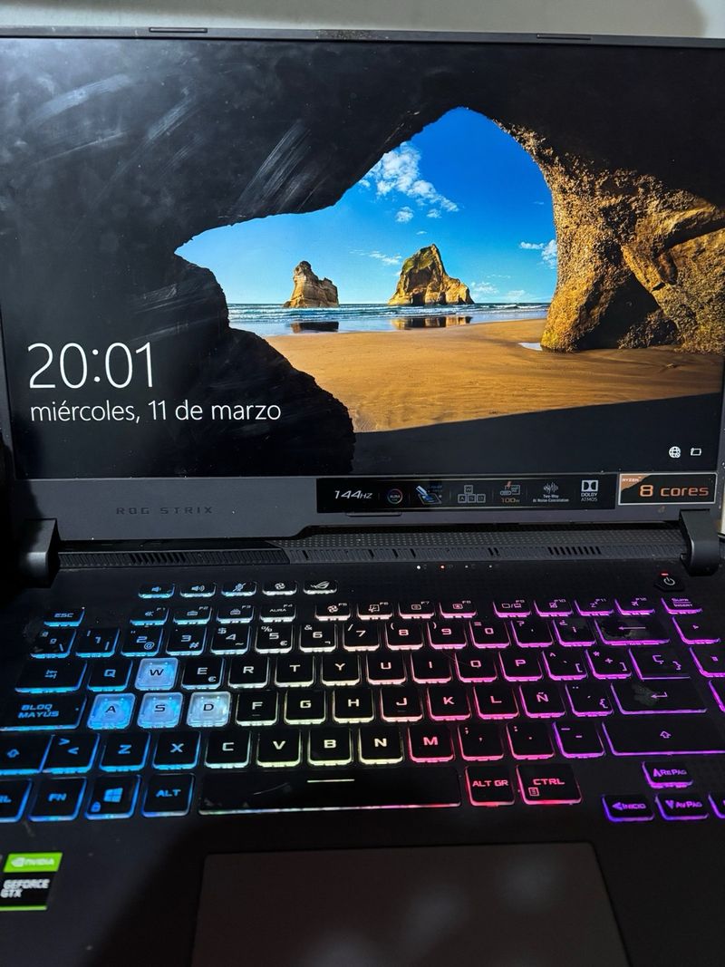 Portátil Gaming Ryzen 7/ 16GB RAM / GTX 1650 144hz afbeelding 2