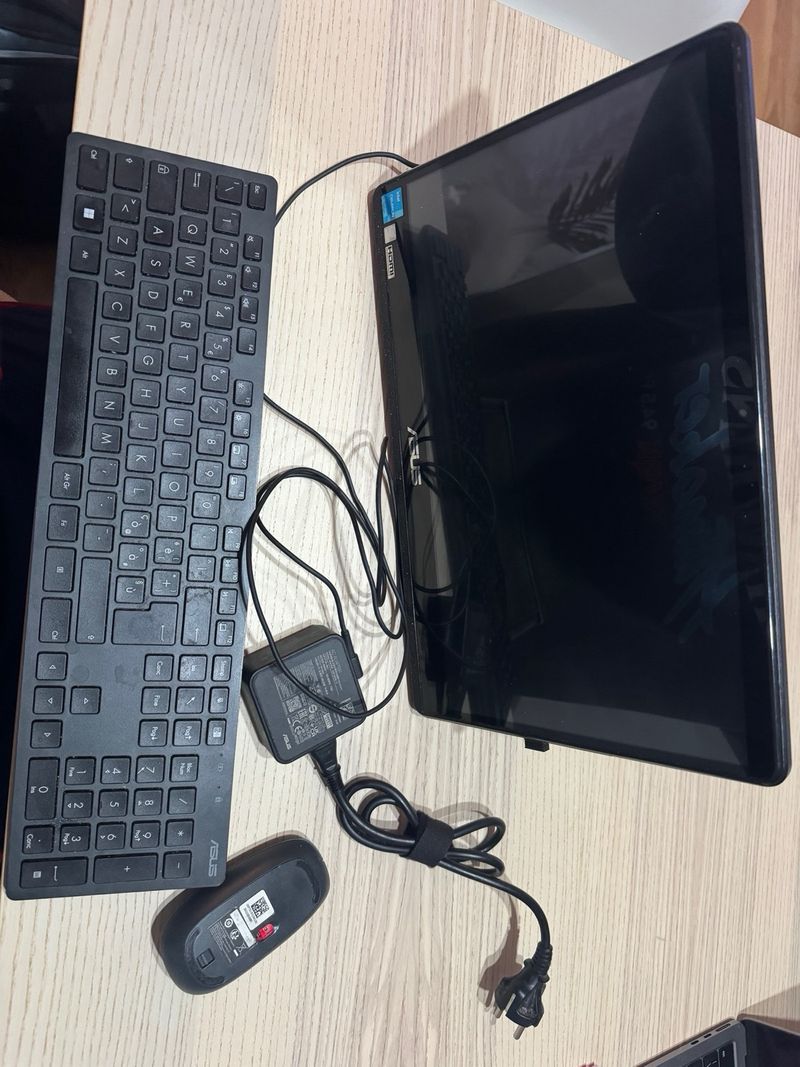 ASUS ExpertCenter All-in-One 15 afbeelding 7