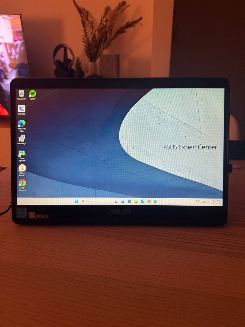 ASUS ExpertCenter All-in-One 15 afbeelding 3