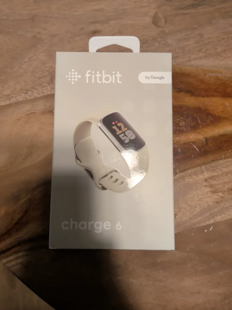 Fitbit Charge 6 by Google sin abrir