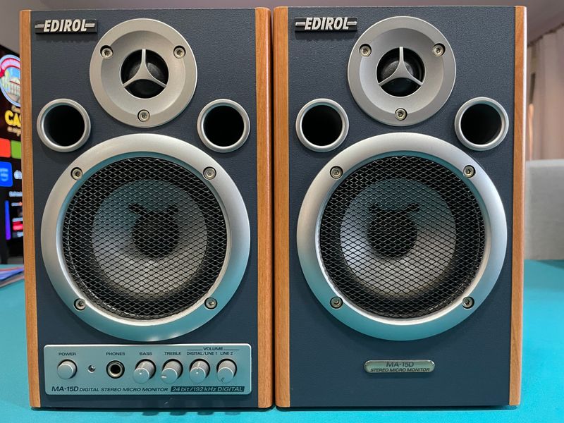 Monitores Edirol MA-15D
