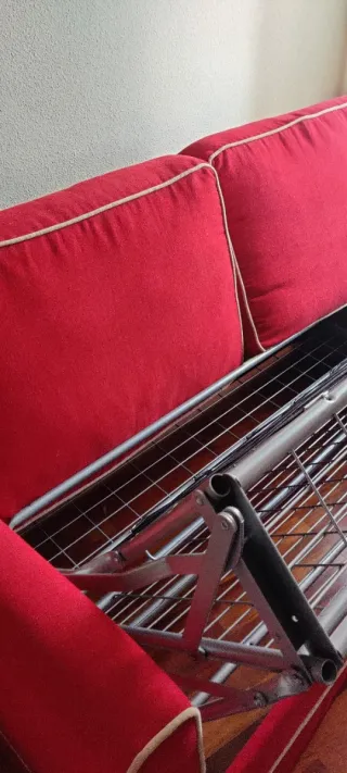 Sofá Cama Tela Rojo Seminuevo