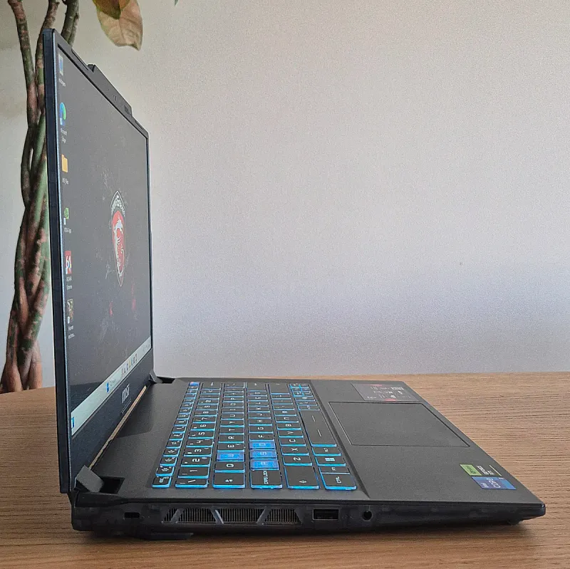 MSI Cyborg i7-13ª RTX 4060 64GB 4TB Garantía afbeelding 4