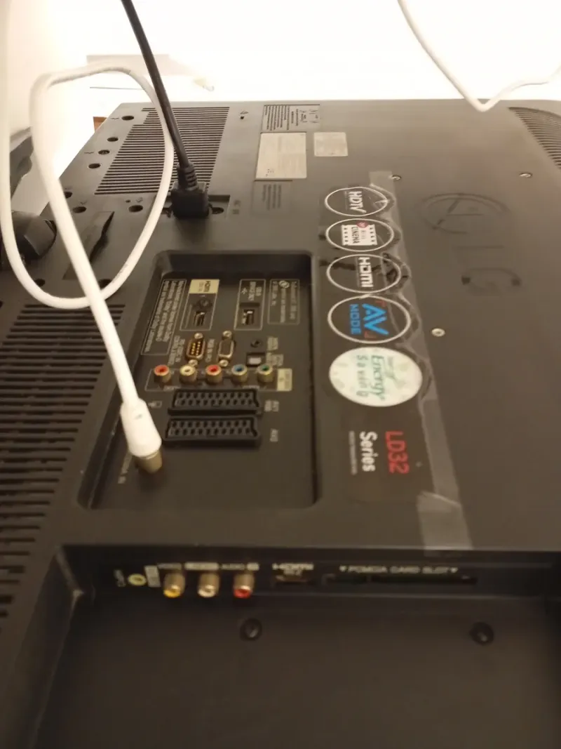 TV LG 32 Funcional (Sin Mando) afbeelding 5