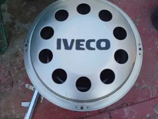 Tapacubos Camión Iveco