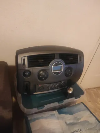 Pomo Palanca Cambios Scenic2 más accesorios.