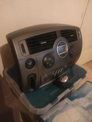 Pomo Palanca Cambios Scenic2 más accesorios.