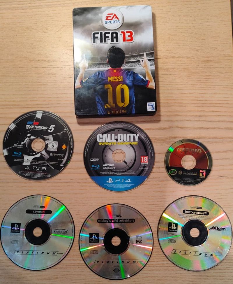 Lote 7 Juegos PS1, Metroid, Infinite Warfare...