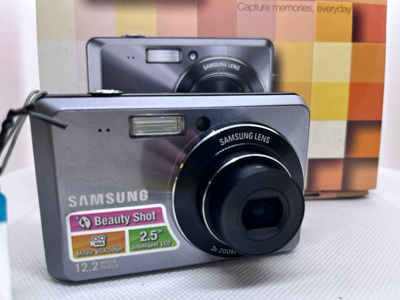 Cámara digital Samsung ES63 plateada 12.2 mpx afbeelding 9