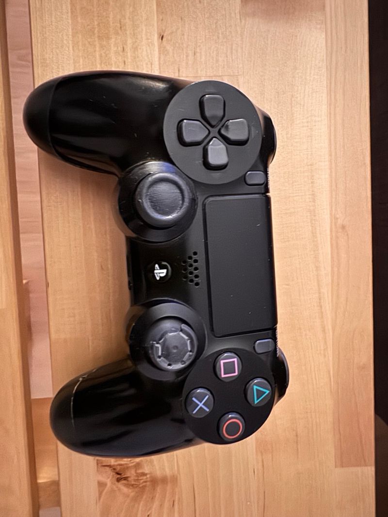 PS4 (PlayStation 4) + 2 Mandos DualShock afbeelding 3