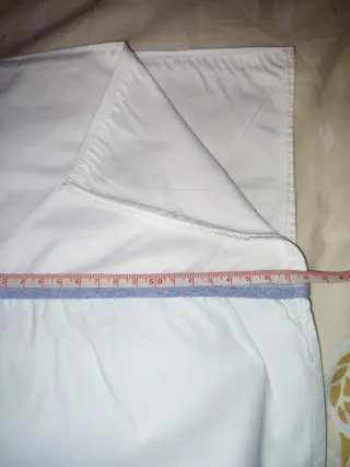 Lenzuola cotone rosse e bianche