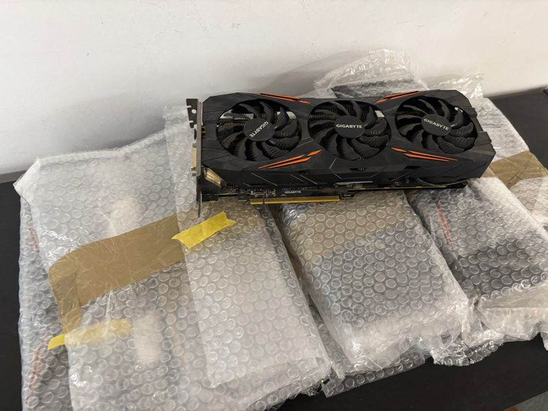 Lote 10 graficas GTX 1070 Gigabyte afbeelding 2