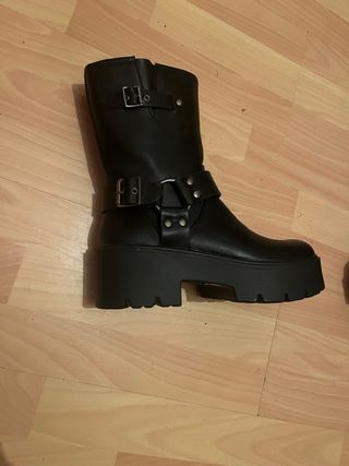 Botas MTNG Talla 39 Negras