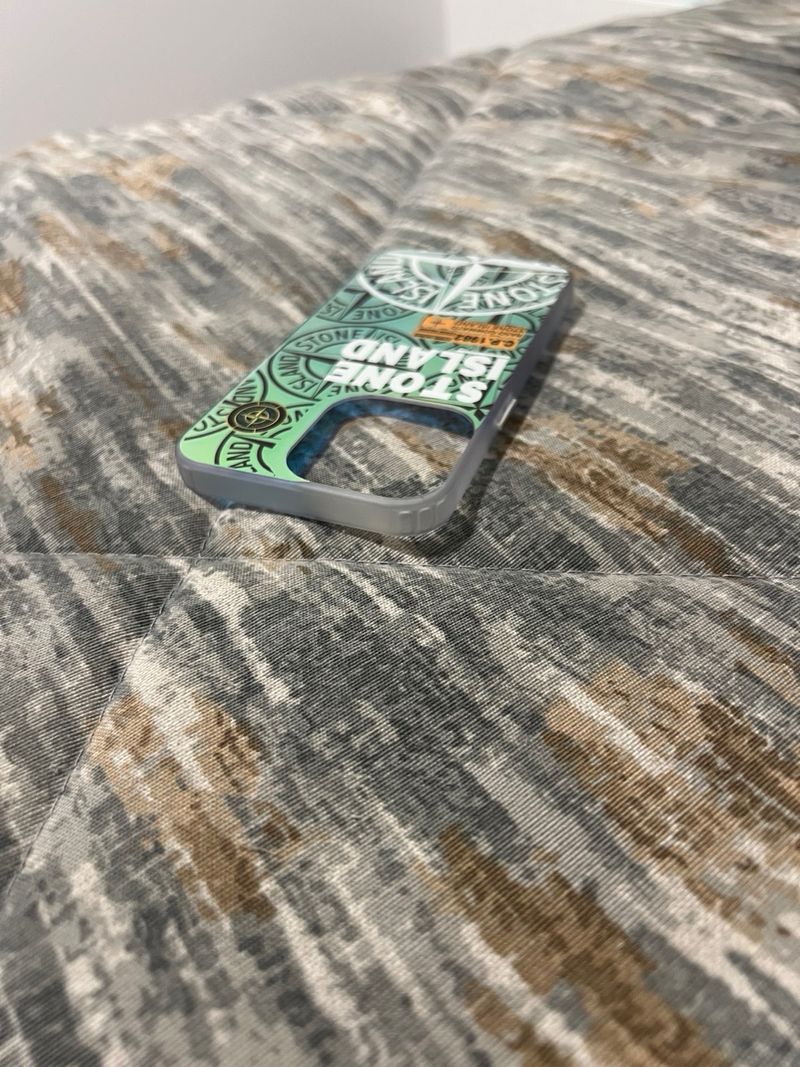 Funda iPhone 13 Pro Stone Island afbeelding 5