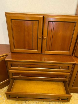 Mueble modular madera cerezo vitrina y cajones