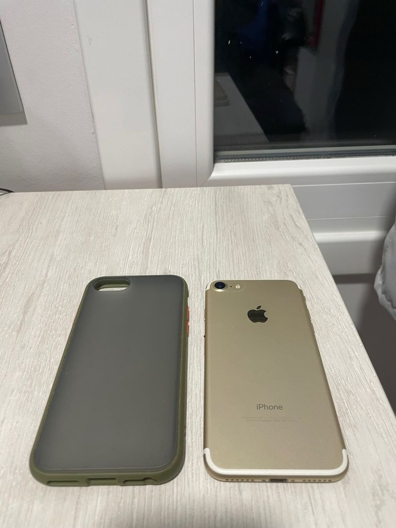 iPhone 7 Gold(para piezas) afbeelding 2