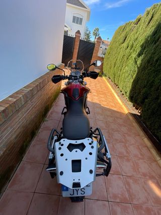 Triumph Tiger 800 XRT Roja