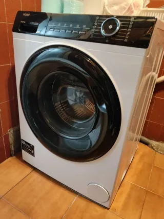 Lavadora Haier Inverter, 8kg. Seminueva