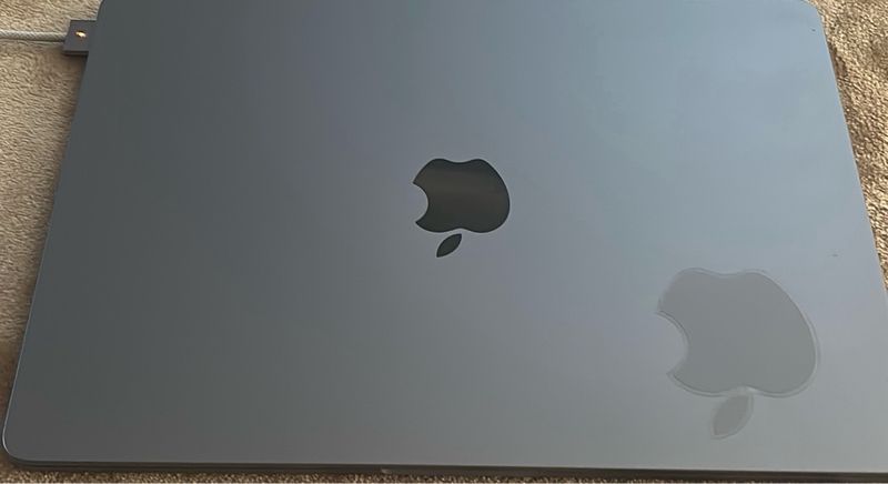 MacBook Air M3 8GB 256GB Gris afbeelding 2