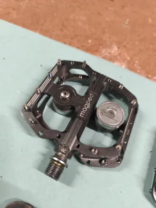 Magped Enduro2 Pedales Magnéticos Doble Cara