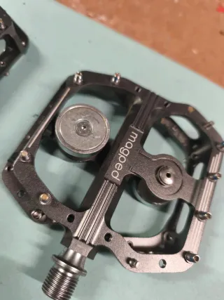 Magped Enduro2 Pedales Magnéticos Doble Cara