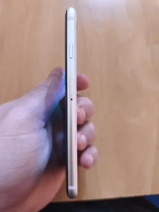 iPhone SE 3ª Generación 5G 64GB Blanco + Accesorio