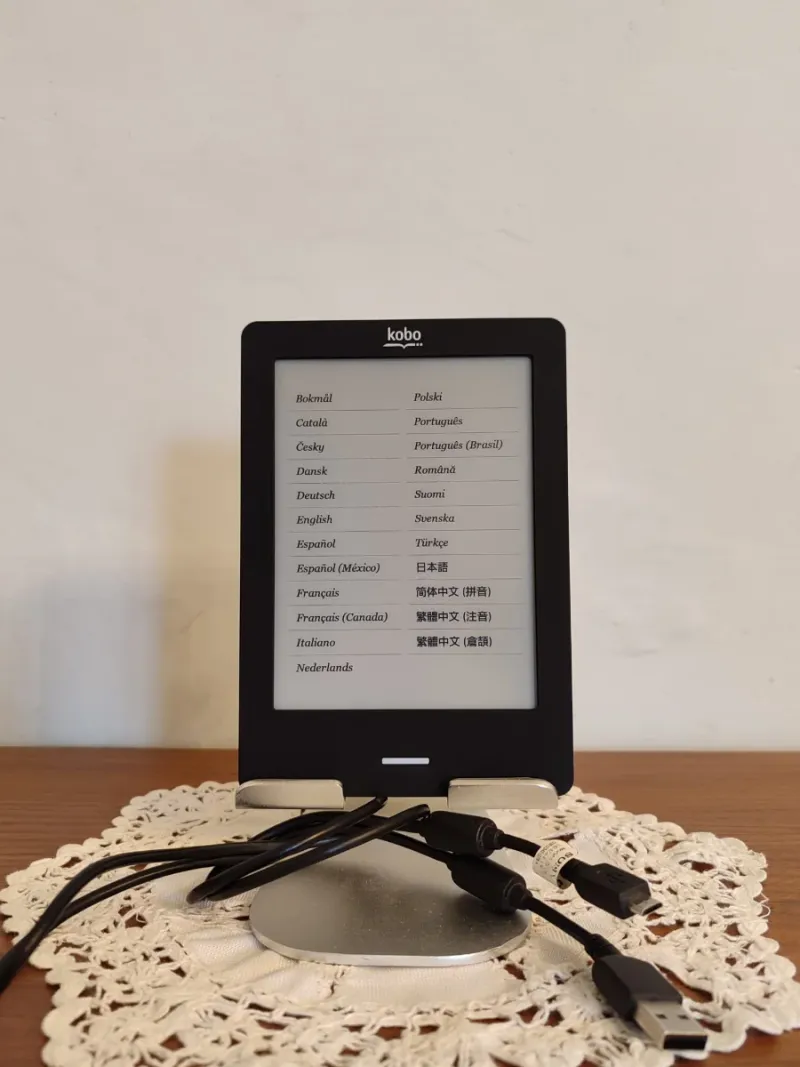 Kobo Touch negro con Cargador