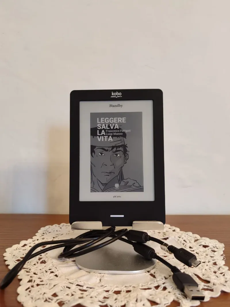 Kobo Touch negro con Cargador afbeelding 2