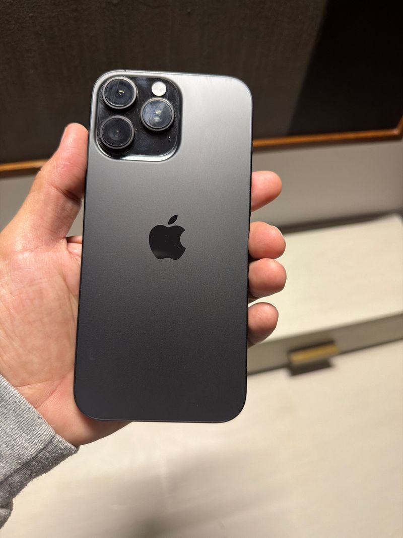 iPhone 16 Pro Max 256GB Space Gray