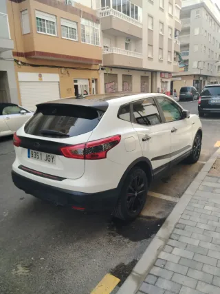 Nissan Qashqai 2015