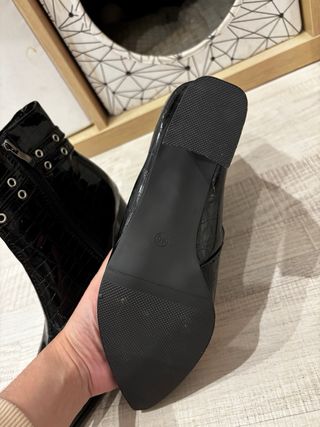 Botas de tacón negras efecto piel