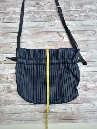 Bolso plisado azul marino, PARFOIS.