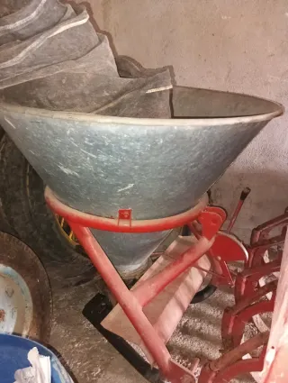 Abonadora de arrastre