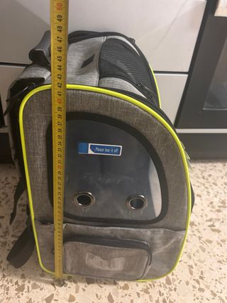 Mochila transportín Pecute gris y verde